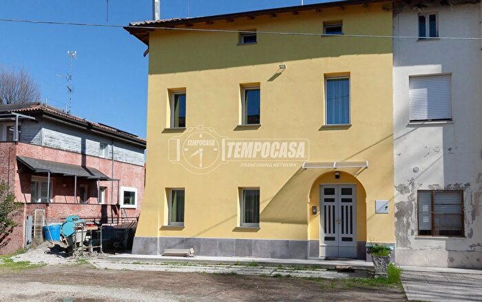 Appartamento trilocale in vendita in Via Nuova, San Giovanni In Persiceto