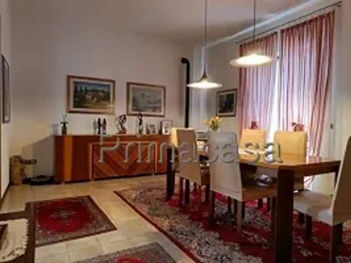 Appartamento con 6 locali in vendita in Via XXV Aprile, Illasi