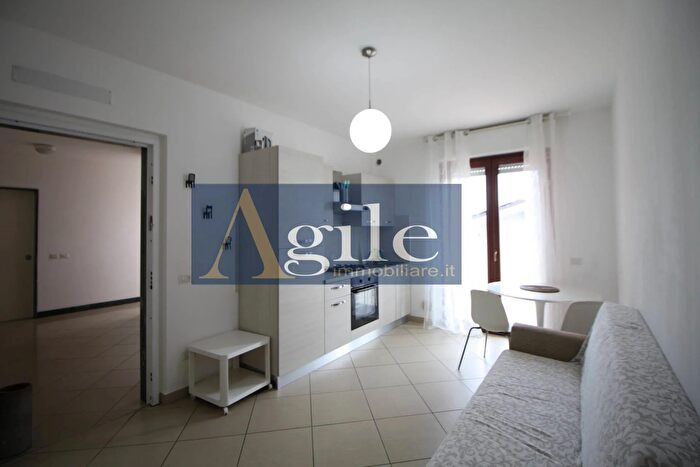 Appartamento trilocale in vendita in Via dei Pioppi, Martinsicuro