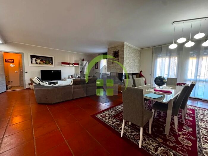 Casa monolocale in vendita in Vertova