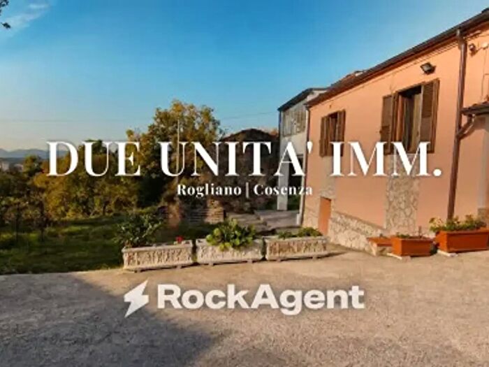Casa con 6 locali in vendita in Via Palmente, Rogliano