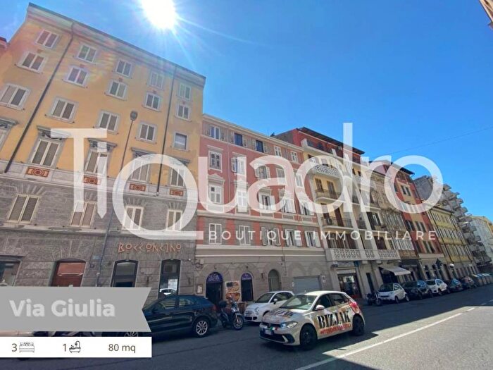 Appartamento quadrilocale in affitto in Via Giulia, Cologna Università, Trieste