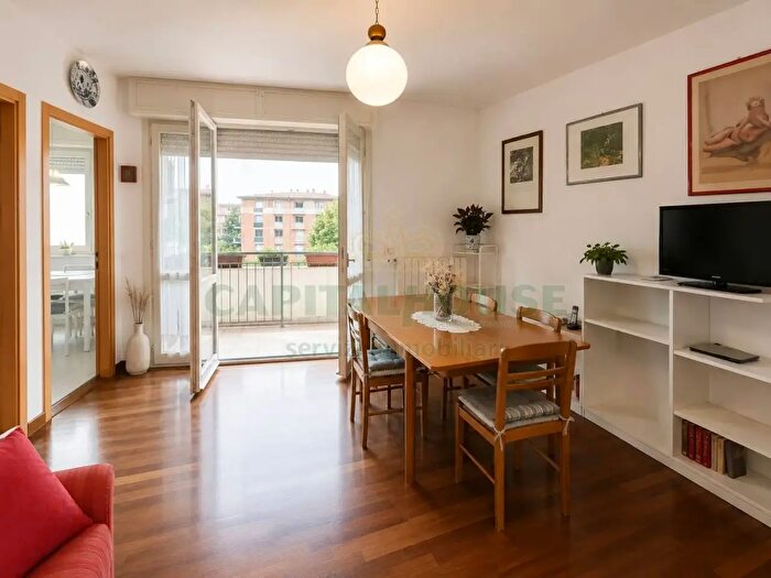 Appartamento quadrilocale in vendita in Via della Barca, Bologna