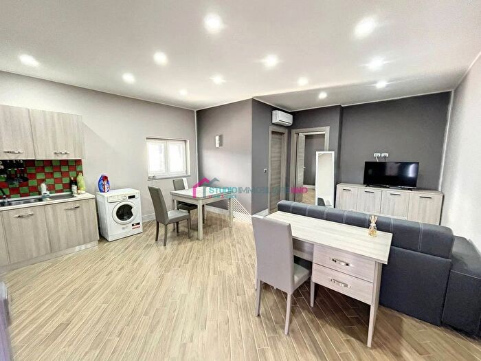 Appartamento bilocale in affitto in Via Cimminola Brusciano Napoli, Castello Di Cisterna