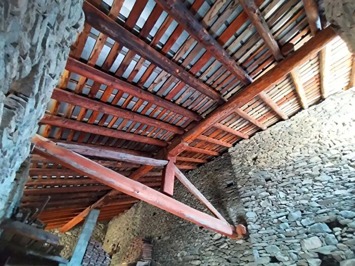 Casa monolocale in vendita in Frazione Messigné, Nus