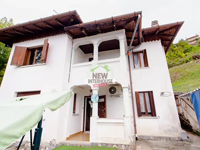 Appartamento con 6 locali in vendita in Via Caravel, Forgaria Nel Friuli