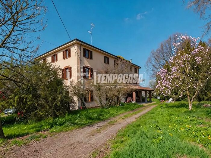 Casa con 5 locali in vendita in Via Zucchini a, Campogalliano