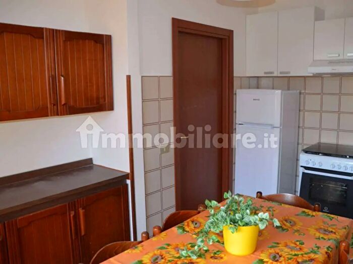 Appartamento quadrilocale in vendita in Via Macchia, Carrara