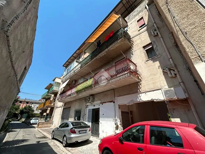 Appartamento trilocale in vendita in Via Antonio Pizzuto, Palermo