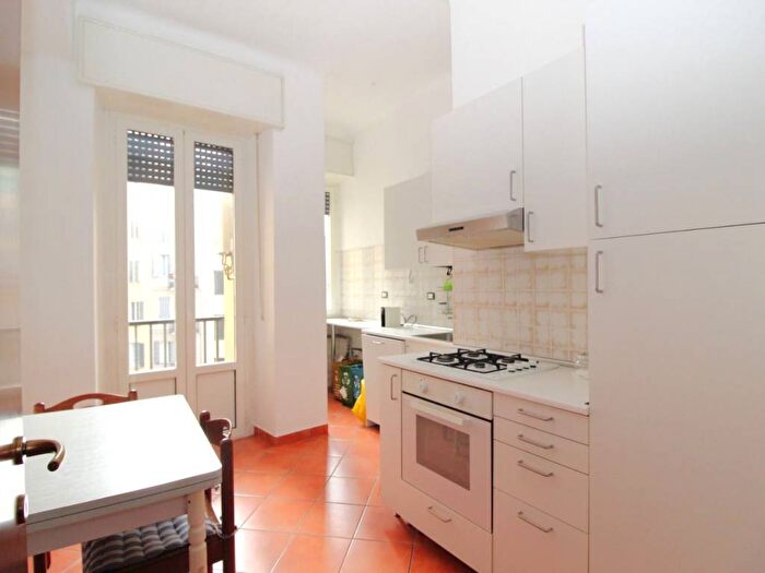 Appartamento quadrilocale in affitto in Viale Abruzzi, Città Studi, Milano