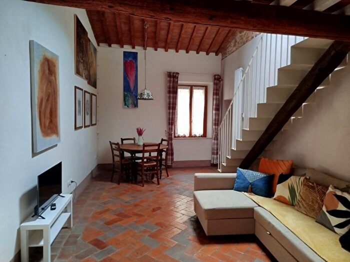 Appartamento con 6 locali in vendita in Pisa