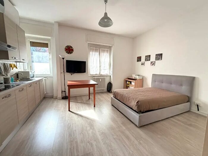 Appartamento monolocale in vendita in Via IV Novembre, Corsico