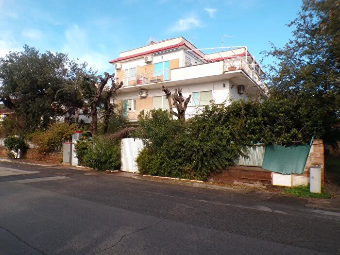 Appartamento bilocale in vendita in Via del Sole, Anzio