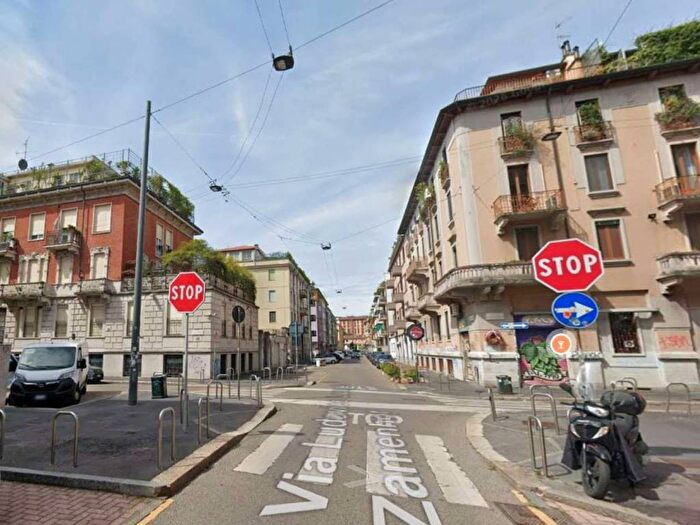 Appartamento bilocale in affitto in via Zamenhof, Corso San Gottardo, Milano