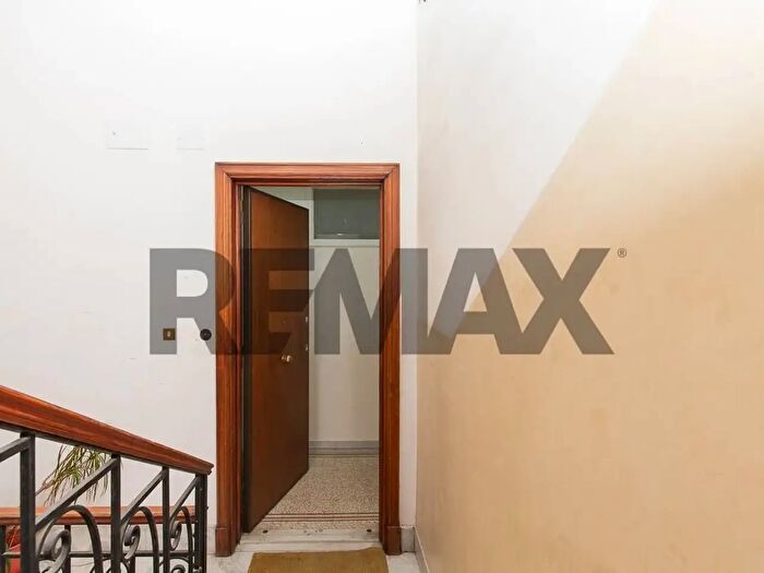 Appartamento con 8 locali in affitto in Via Pietro Toselli, Catania