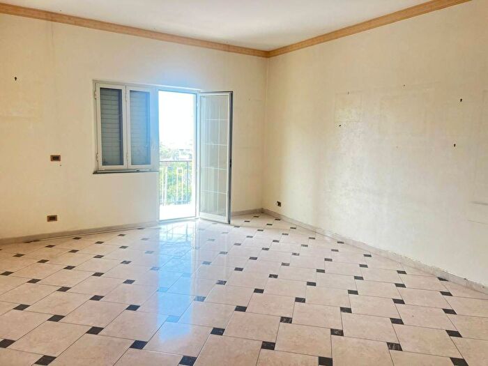 Appartamento trilocale in affitto in Via Saracinello, Ravagnese, Reggio Calabria