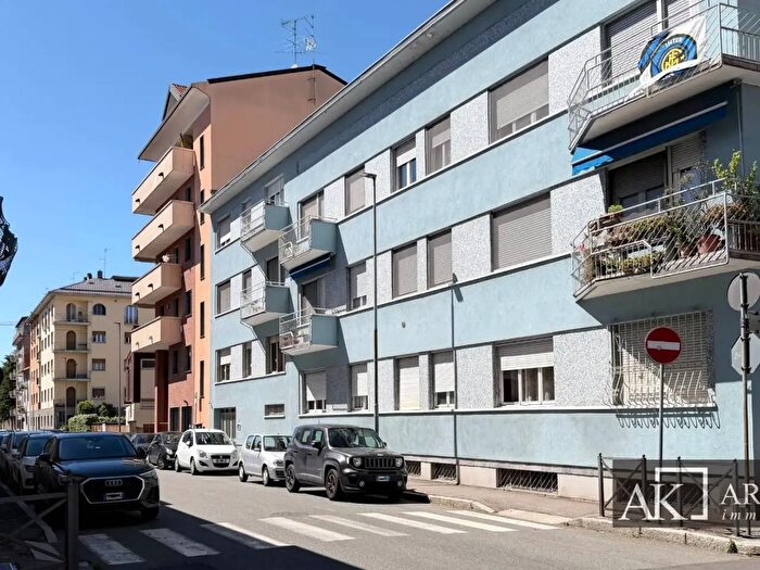 Appartamento trilocale in vendita in Via Antonio Rosmini, Novara