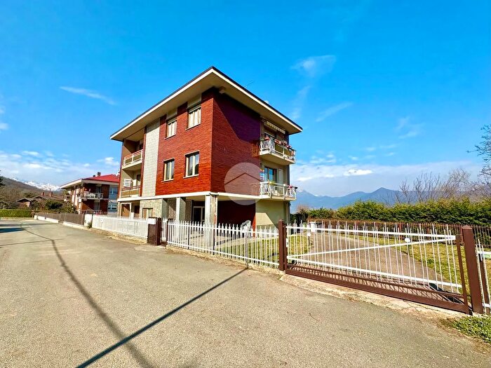 Appartamento trilocale in vendita in Via Villarbasse, Buttigliera Alta