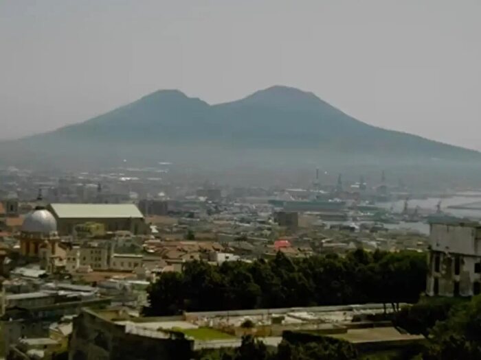 Appartamento bilocale in affitto in Corso Vittorio Emanuele, Napoli