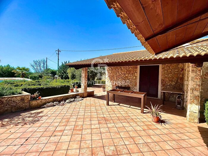 Casa con 5 locali in vendita in Cda Boschi Pisani Snc, Pozzallo