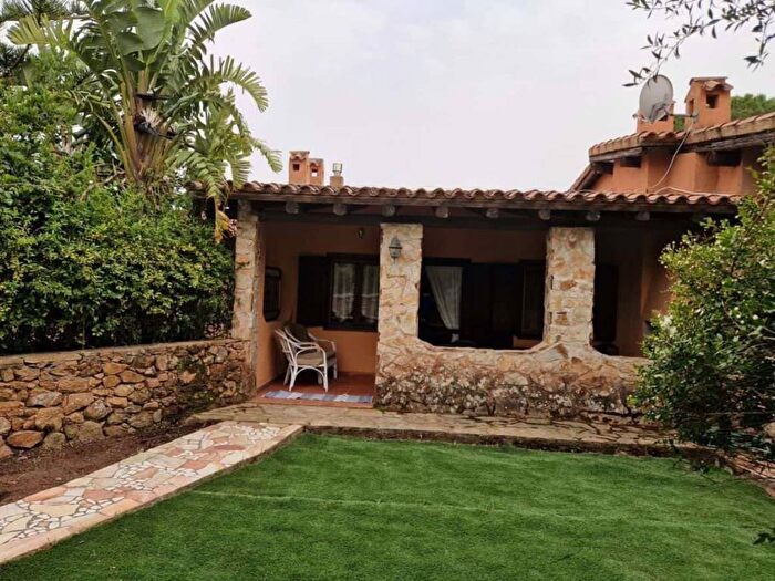 Appartamento quadrilocale in affitto in Via delle Ortensie, Murta Maria Porto Istana, Olbia