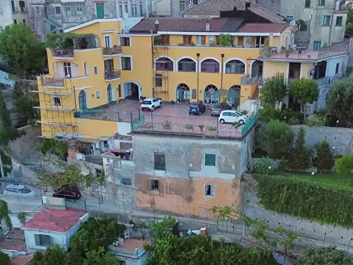 Appartamento con 5 locali in vendita in Cava De' Tirreni