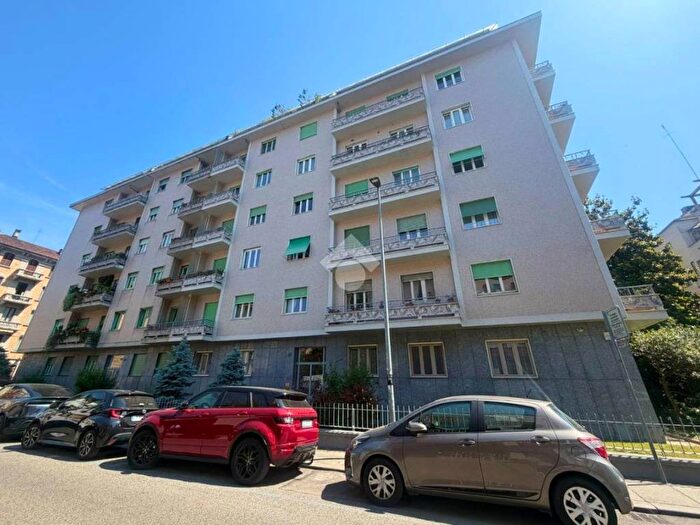 Appartamento trilocale in affitto in Via Piffetti, San Donato, Torino