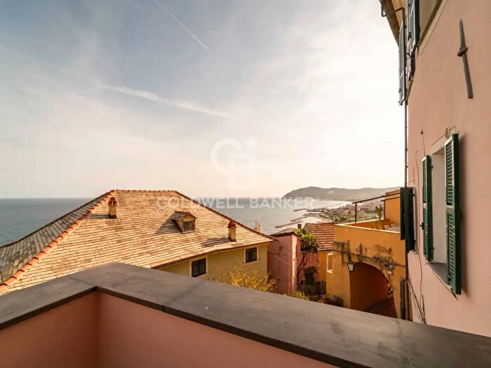 Appartamento quadrilocale in vendita in Via Matteotti, Cervo