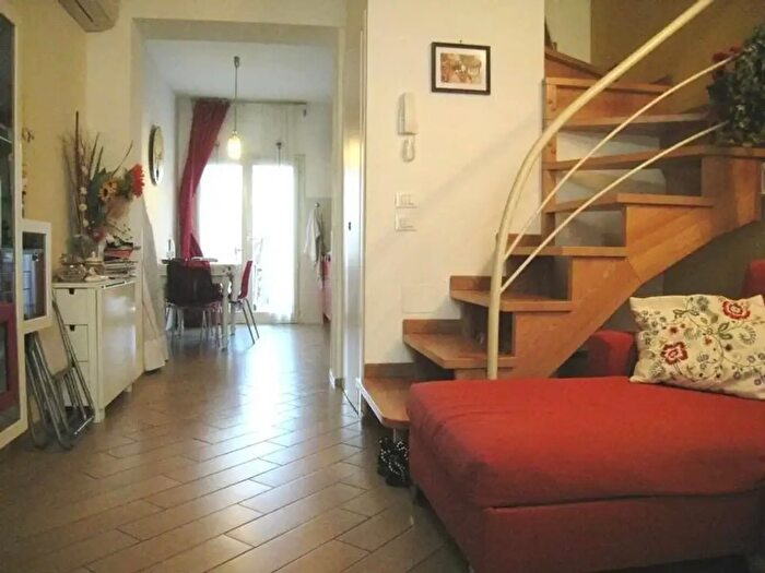 Casa quadrilocale in vendita in Viareggio