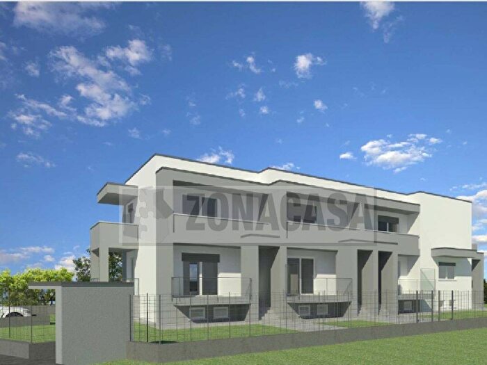 Casa trilocale in vendita in Via Piave, Caronno Varesino