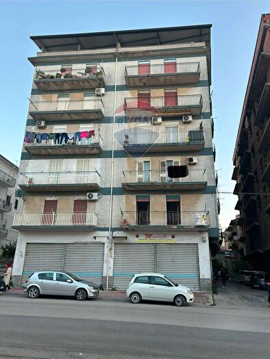 Appartamento con 6 locali in vendita in Via Leo Longanesi, Favara