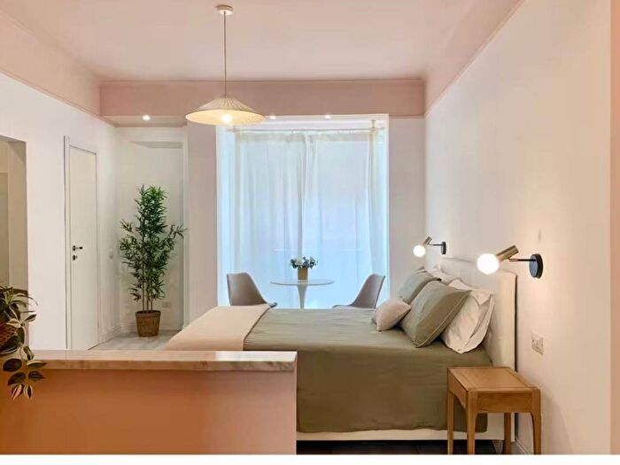 Appartamento monolocale in affitto in Via Gualtiero Serafino, Cipro, Roma