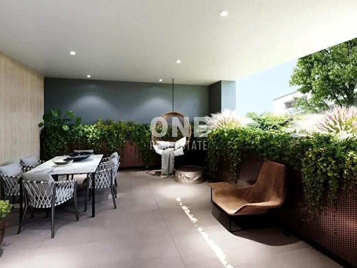 Appartamento quadrilocale in vendita in Via Stoppani, Monza