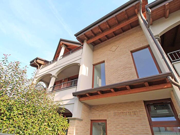 Appartamento trilocale in vendita in Fratelli Manzotti, Vaprio d'Adda