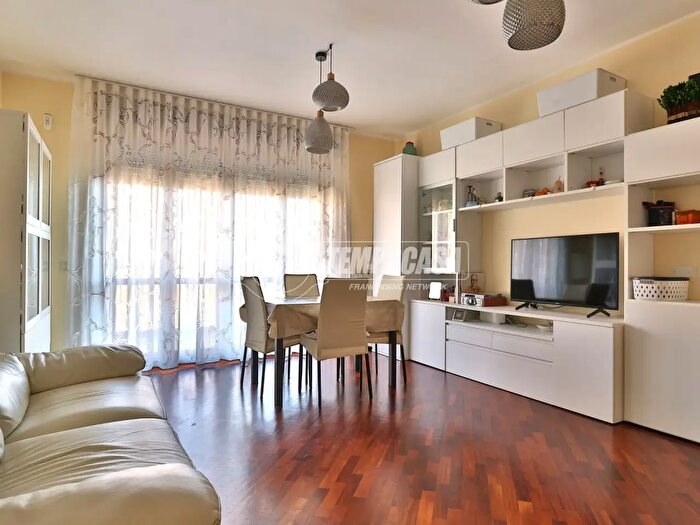 Appartamento trilocale in vendita in Fiumicino