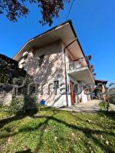 Casa quadrilocale in vendita in Via del Partigiano, Cavaion Veronese