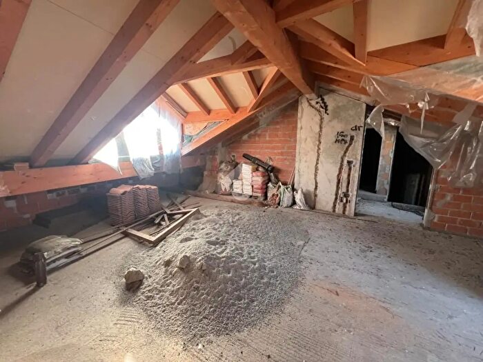 Casa bilocale in vendita in Viale Como, Malnate