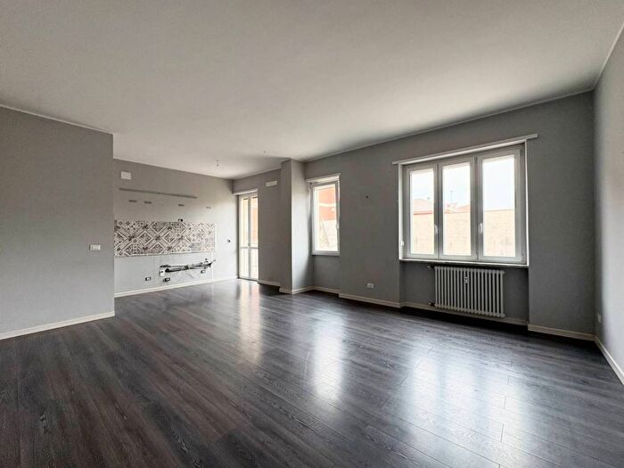 Appartamento quadrilocale in vendita in Vicolo Verde, Centro, La Loggia