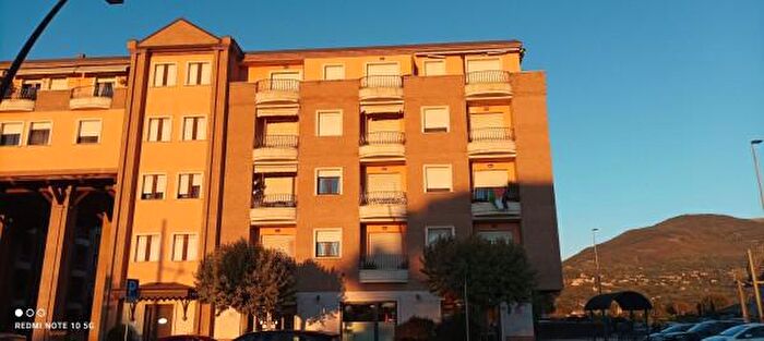 Appartamento quadrilocale in vendita in Viale Gabriele dAnnunzio, Assisi