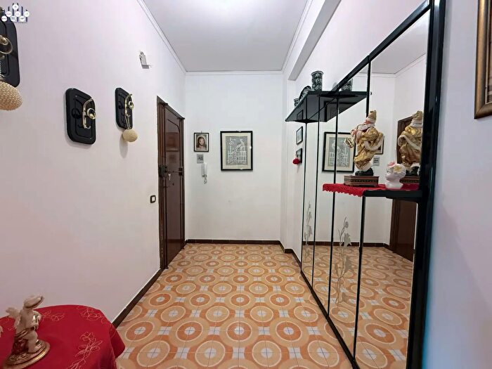 Appartamento quadrilocale in vendita in Via Vanvitelli, Siracusa