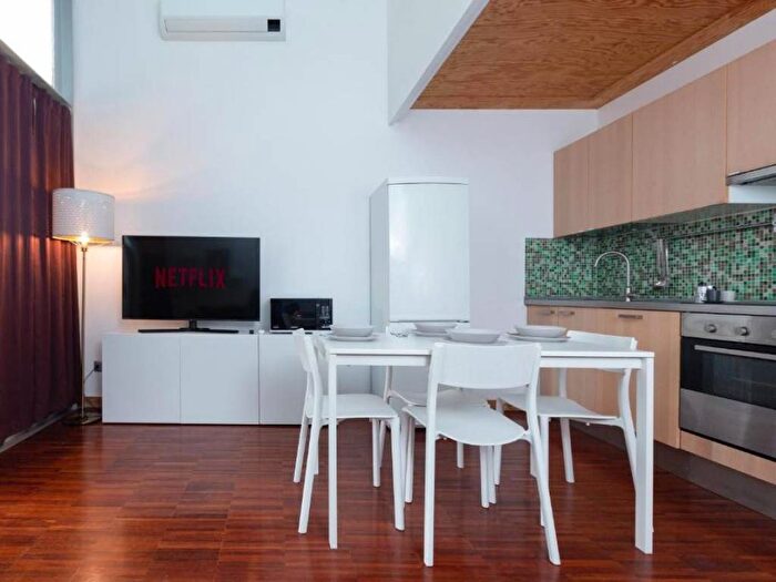 Appartamento bilocale in affitto in Via Elio Adriano, Ponte Nuovo, Milano