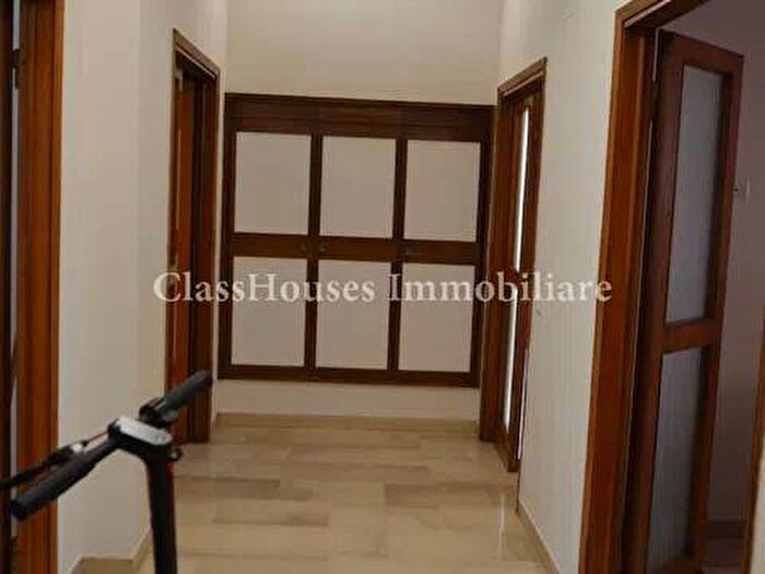 Appartamento con 5 locali in affitto in Via Ferdinando Martini, Coverciano, Firenze