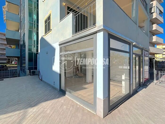 Appartamento bilocale in vendita in Via Aurelia, Andora