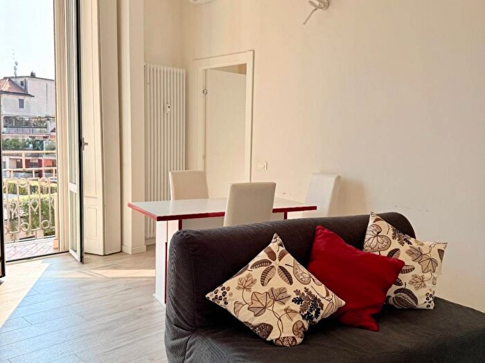 Appartamento bilocale in affitto in Via Vincenzo Foppa, Solari, Milano