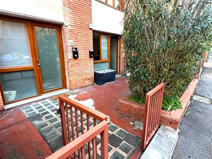 Appartamento quadrilocale in vendita in Via Maragiano, Firenze