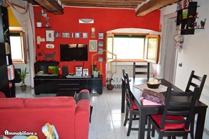 Appartamento bilocale in vendita in Colle Di Val DElsa