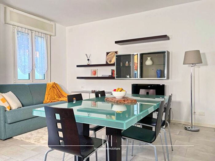 Appartamento trilocale in affitto in via Ippolito Nievo, Lido Centro Ovest, Jesolo
