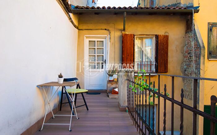 Appartamento bilocale in vendita in Via Zamboni, Bologna