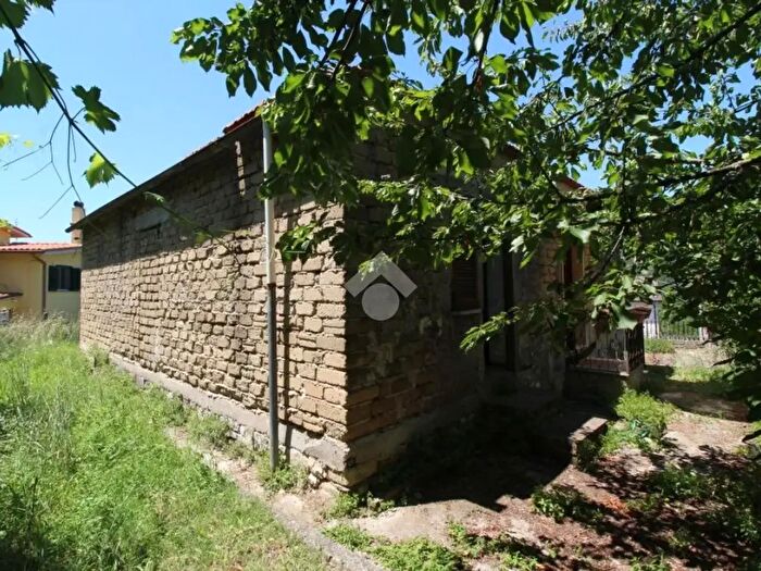 Casa bilocale in vendita in Via Quinzia, Poggio San Lorenzo