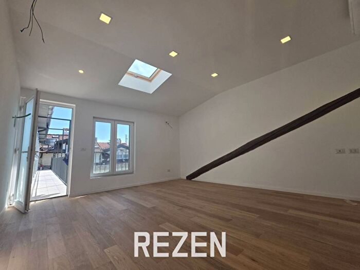 Appartamento bilocale in affitto in Piazzale Loreto, Città Studi, Milano